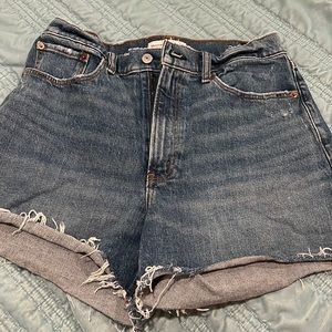 Abercrombie curve love jean shorts